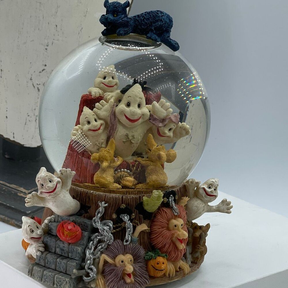 Halloween musical bat snow globe ghosts dogs cats